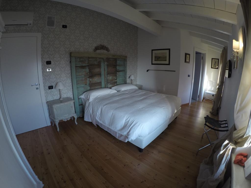 Garda&Golf Bed and Breakfast Caprino Veronese Værelse billede